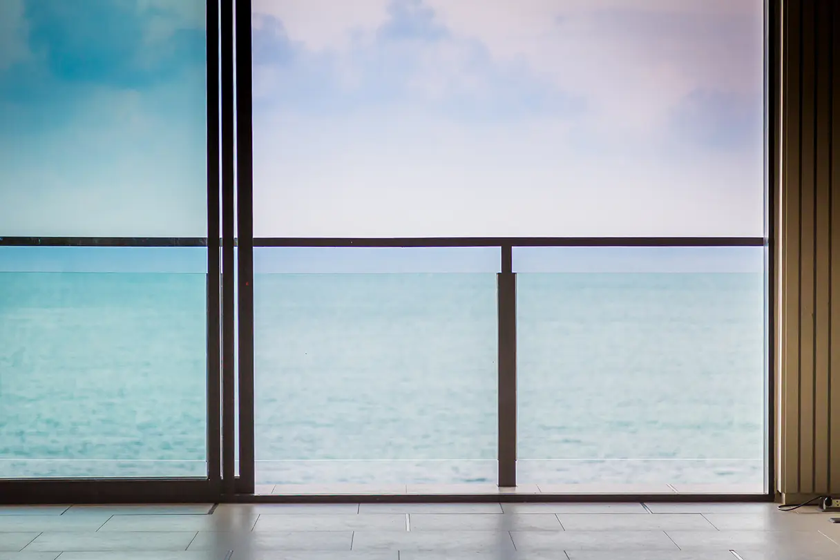 ventanas de pvc vs aluminio cual es mejor para climas humedos